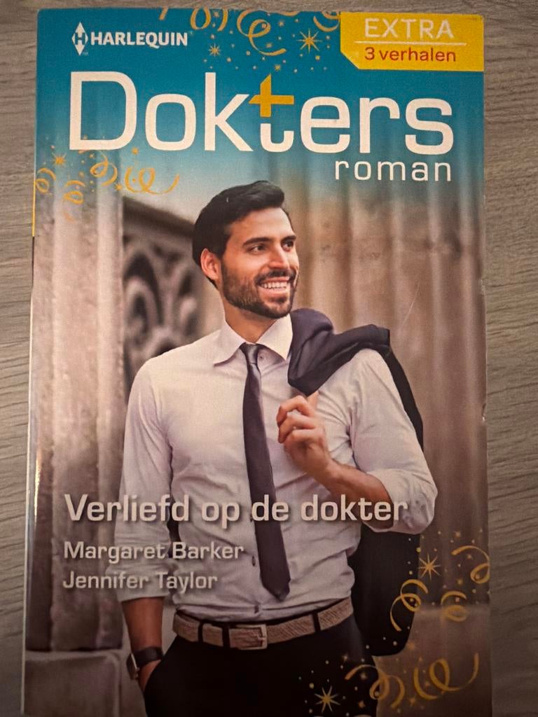 Harlequin Doktersroman Extra 135 - 3 verhalen, Boeken, Romans, Gelezen, Nederland, Ophalen of Verzenden