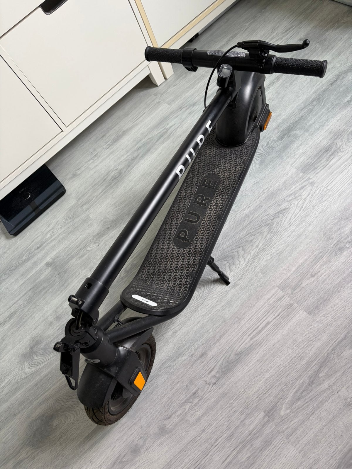 Te koop Pure Air 4 elektrische step, zwart, Fietsen en Brommers, Ophalen, Zo goed als nieuw, Elektrische step (E-scooter)