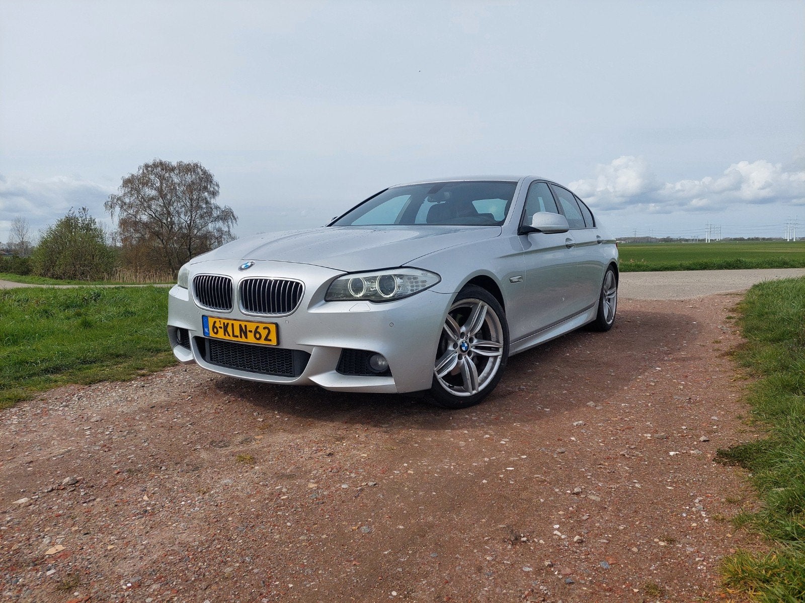 BMW 5-Serie 530I AUT 2013 Grijs M-sport!, Auto's, BMW, Euro 5, Achterwielaandrijving, Zwart, 2000 kg