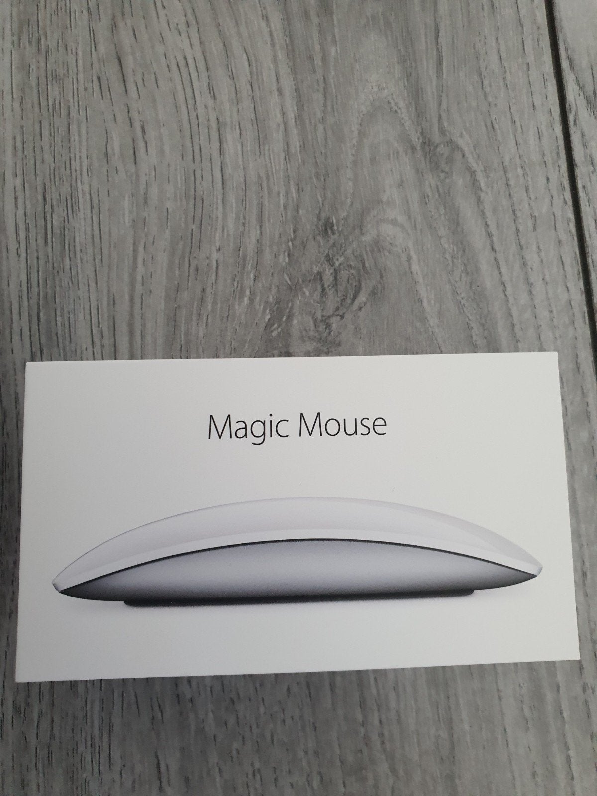 Apple Magic Mouse - Ongebruikt in doos, Muis, Ophalen of Verzenden, Zo goed als nieuw, Draadloos