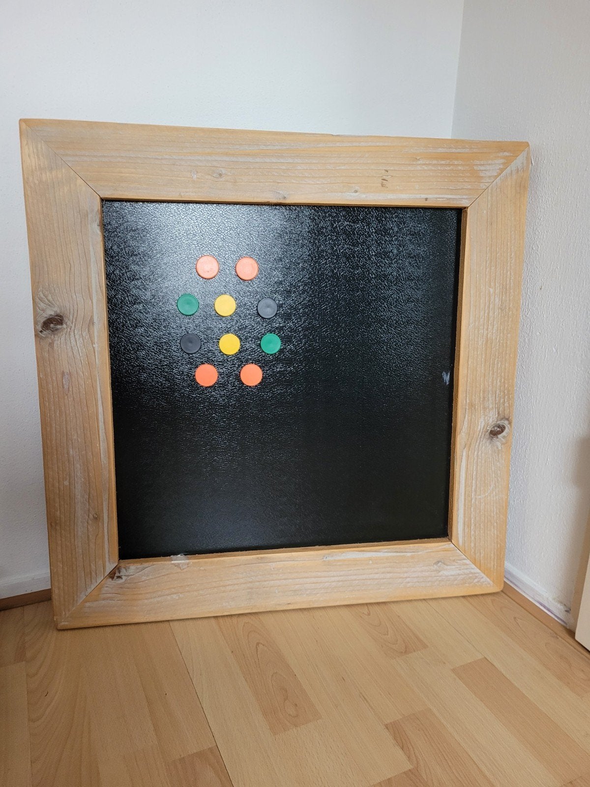 Magneetbord, robuust met white washed houten rand, Ophalen