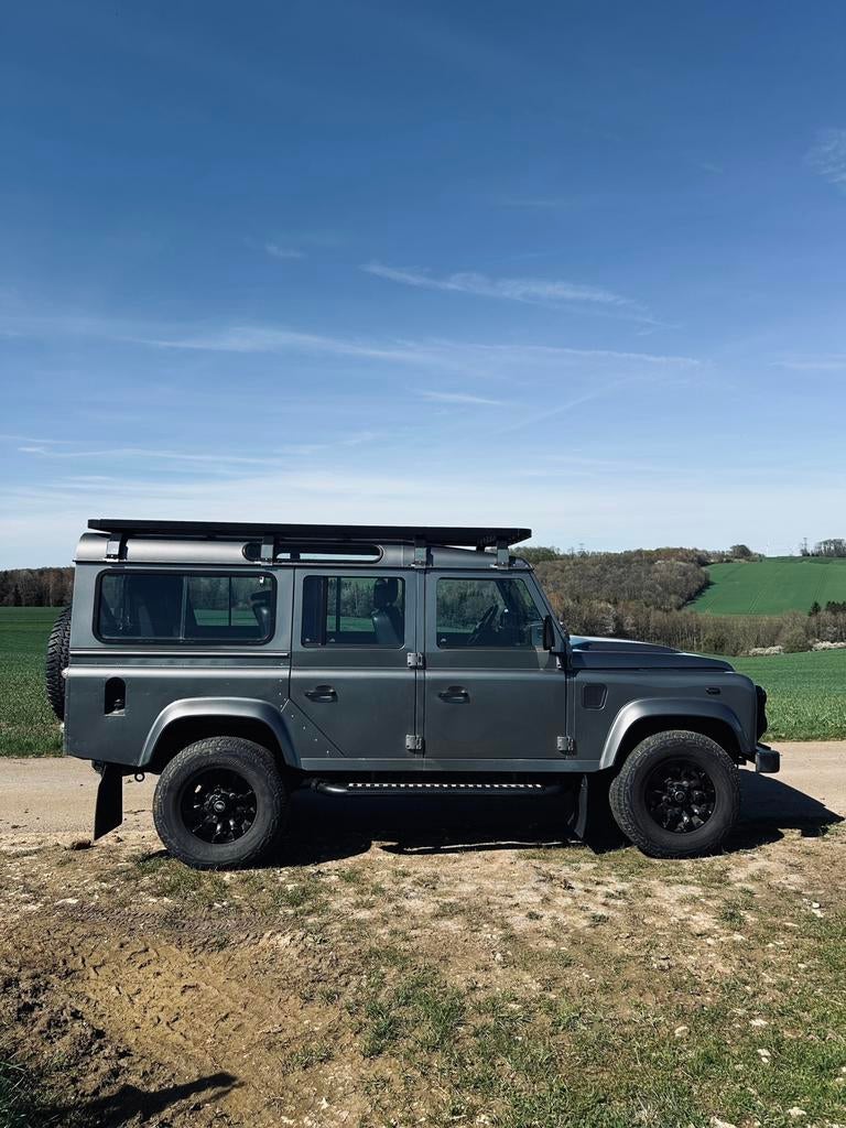 Land Rover Defender 110  Stornoway Grey Black Pack – 7-pers, Auto's, Land Rover, Zwart, Leder en Stof, Defender, Vierwielaandrijving