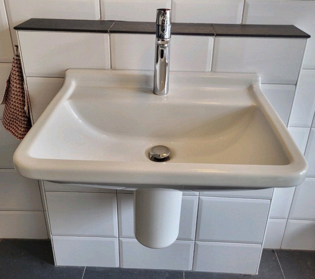 Duravit wastafel met Hansgrohe kraan - 64x47,5 cm, Huis en Inrichting, Badkamer | Badkamermeubels, Ophalen, 50 tot 100 cm, Minder dan 100 cm