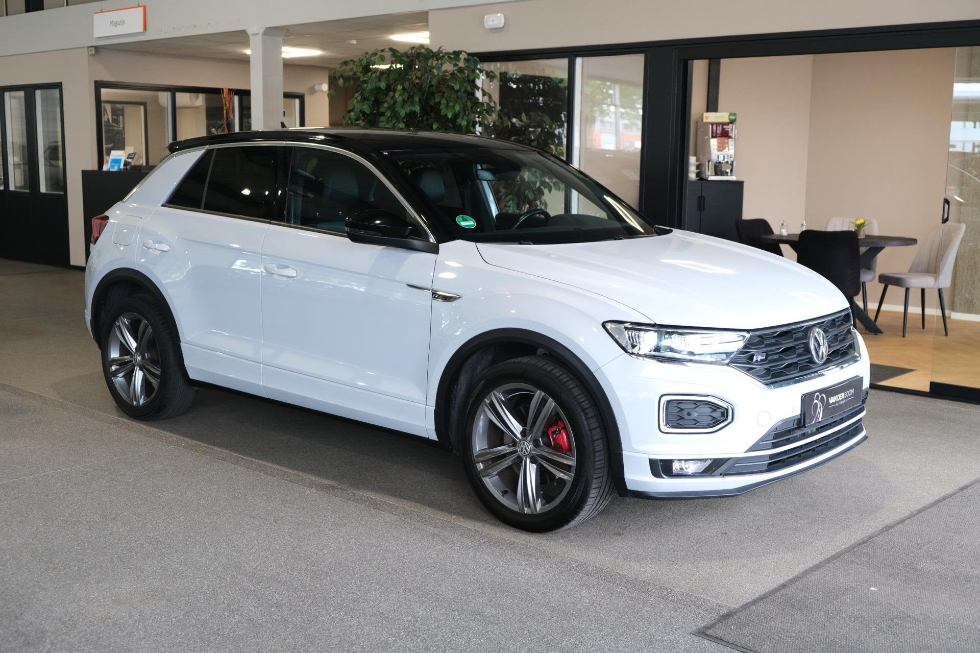 Volkswagen T-Roc 1.5 TSI DSG 2x R-line Virtual ACC Led Cam N, Auto's, 150 pk, Wit, Origineel Nederlands, Bedrijf