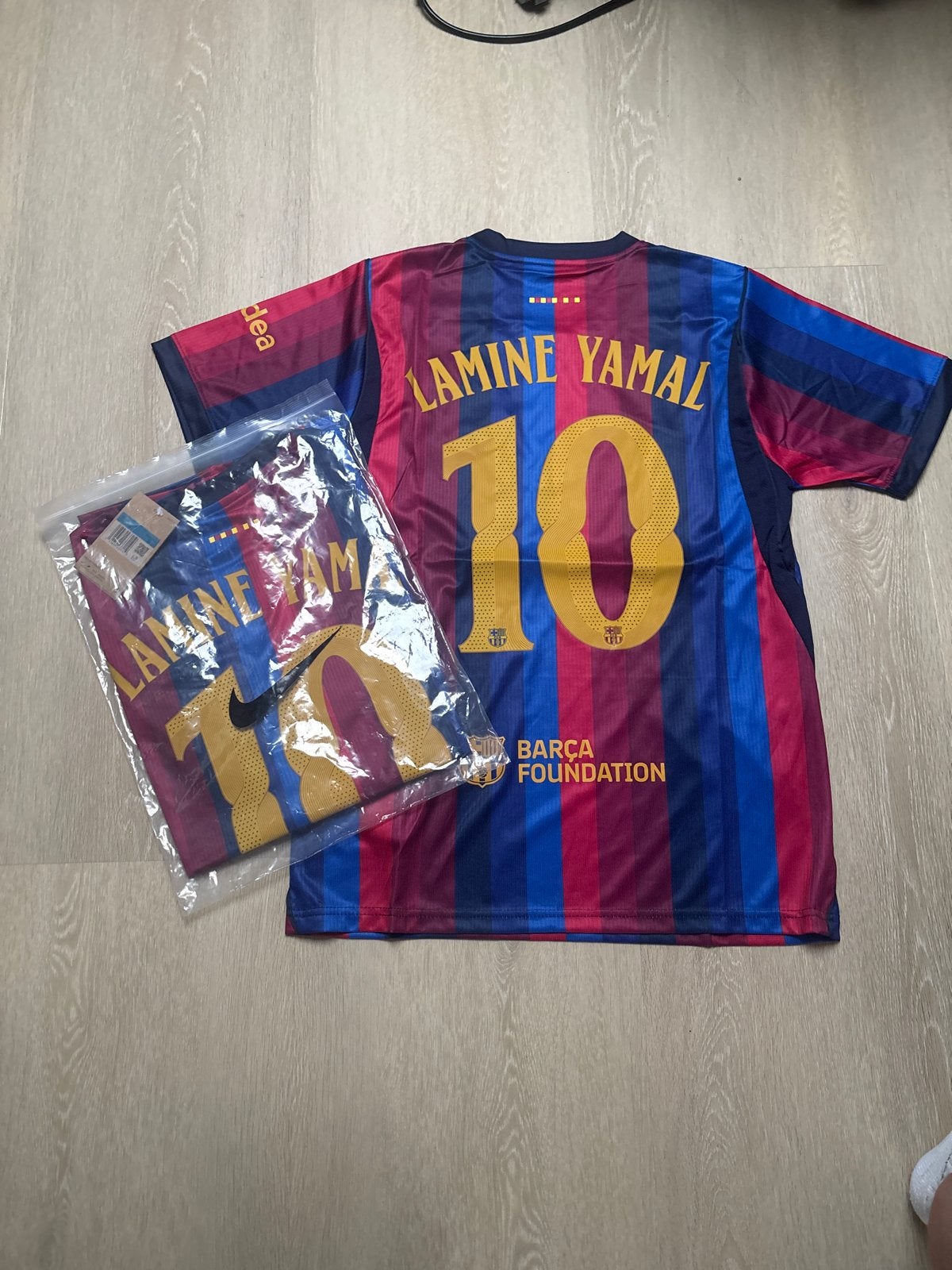 Lamine Yamal Shirt 2026/27 - Maten S, Nieuw, Voetbal, Maat 46 (S) of kleiner, Meerkleurig