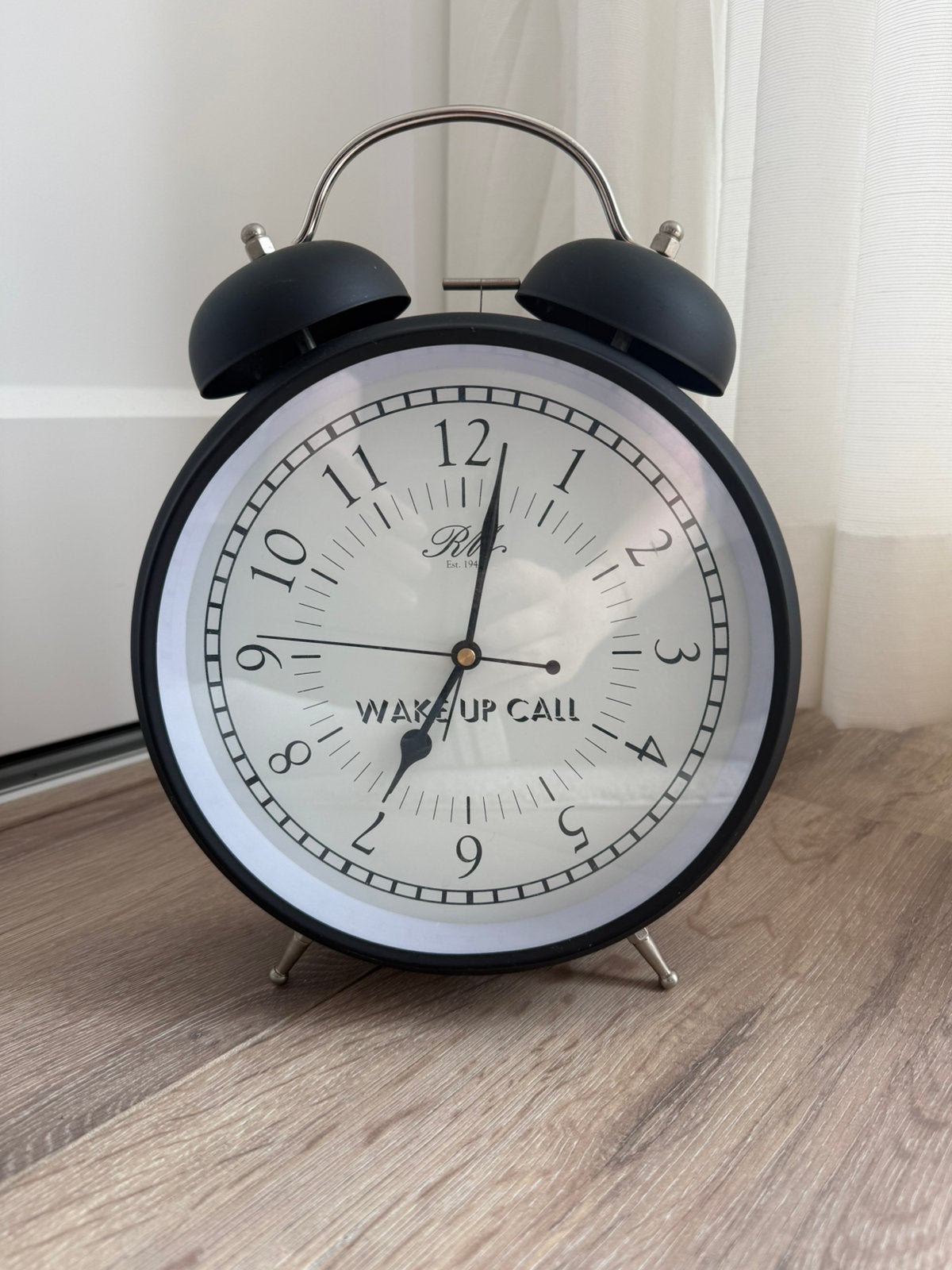 Rivièra Maison Wake Up Call Alarm Clock L - wekker, Analoog, Werkt op batterijen, Ophalen of Verzenden, Zo goed als nieuw
