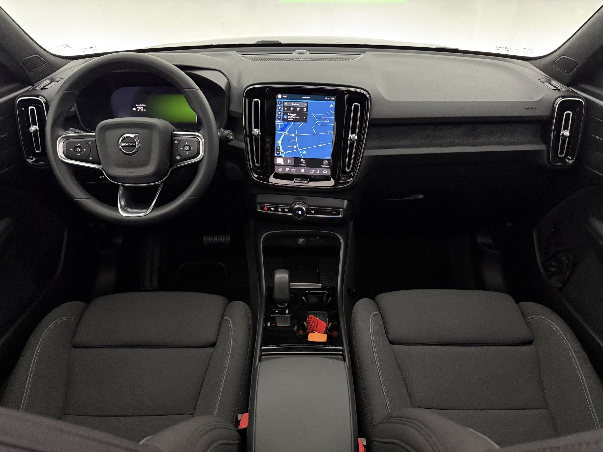 Volvo XC40 82 kWh Dual Motor Extended Range Twin Ultimate 4X, Auto's, Volvo, Automaat, Stof, Gebruikt, 82 kWh