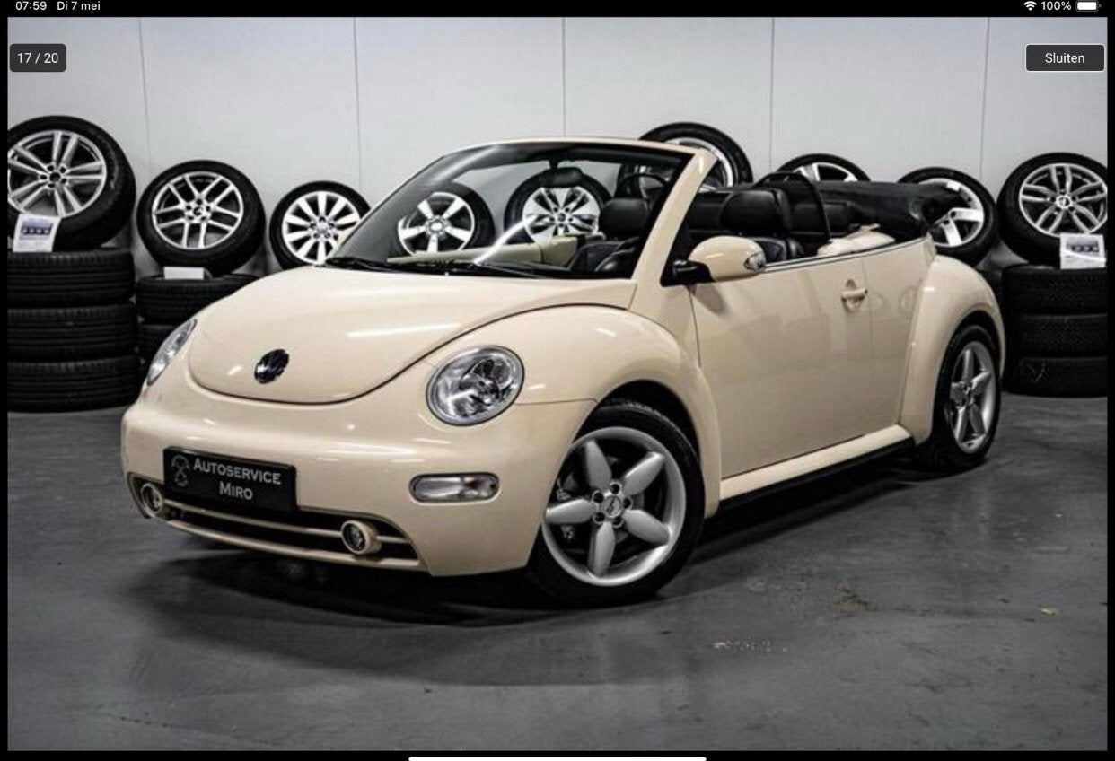 Volkswagen 2003 Geel, Auto's, Automaat, Achterwielaandrijving, 4 cilinders, 4 stoelen