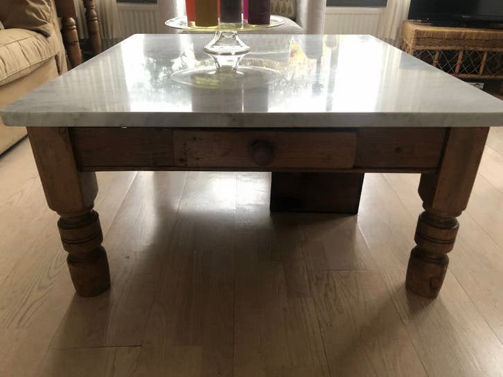 Mooie salontafel met marmeren blad, Ophalen, Overige materialen, Gebruikt, 100 tot 150 cm