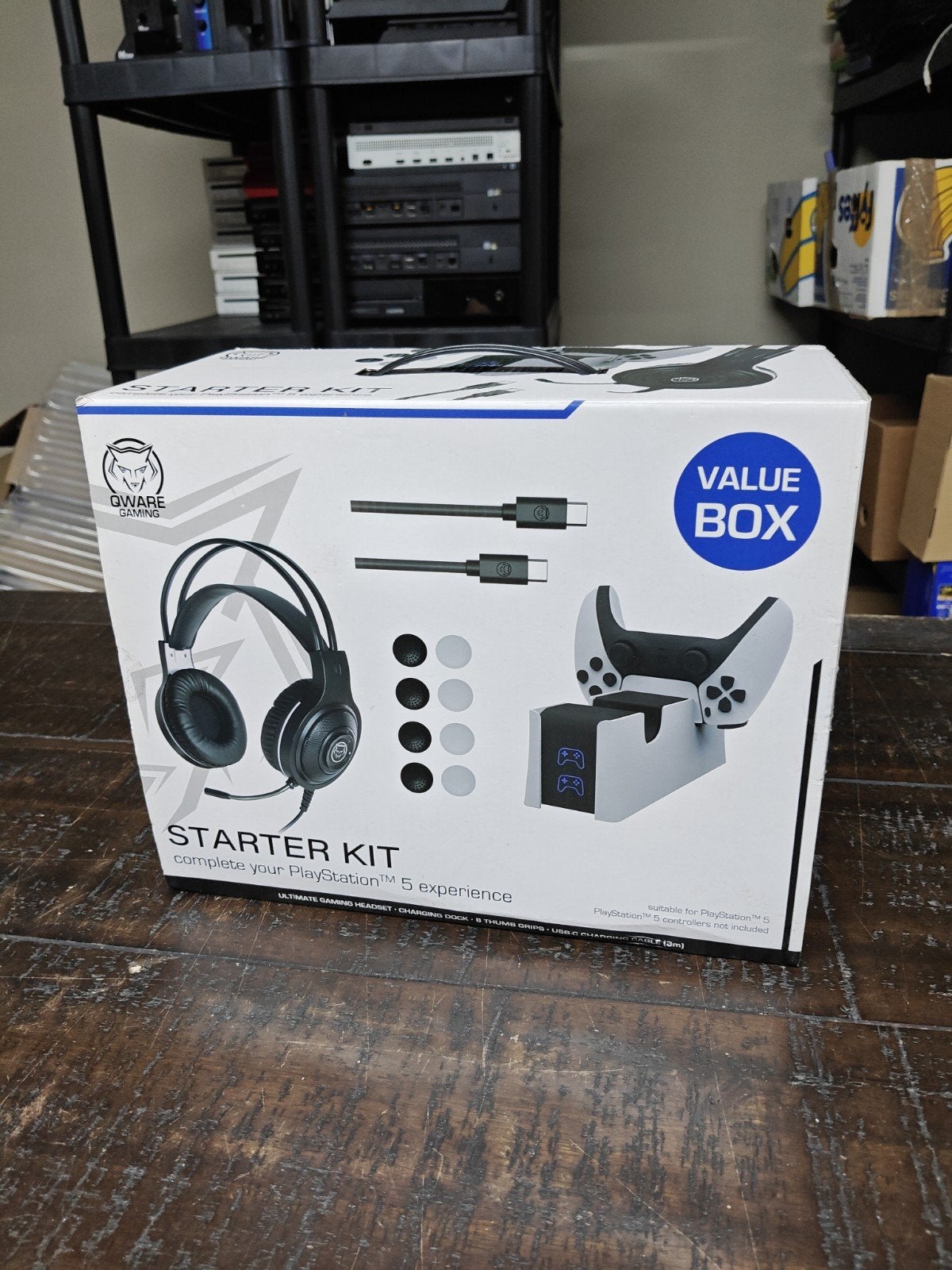 Headset, thumbgrips, Oplaadstation PlayStation 5 - Nieuw, Onbekend, raadpleeg de verpakking voor details, Nieuw, Qware Gaming