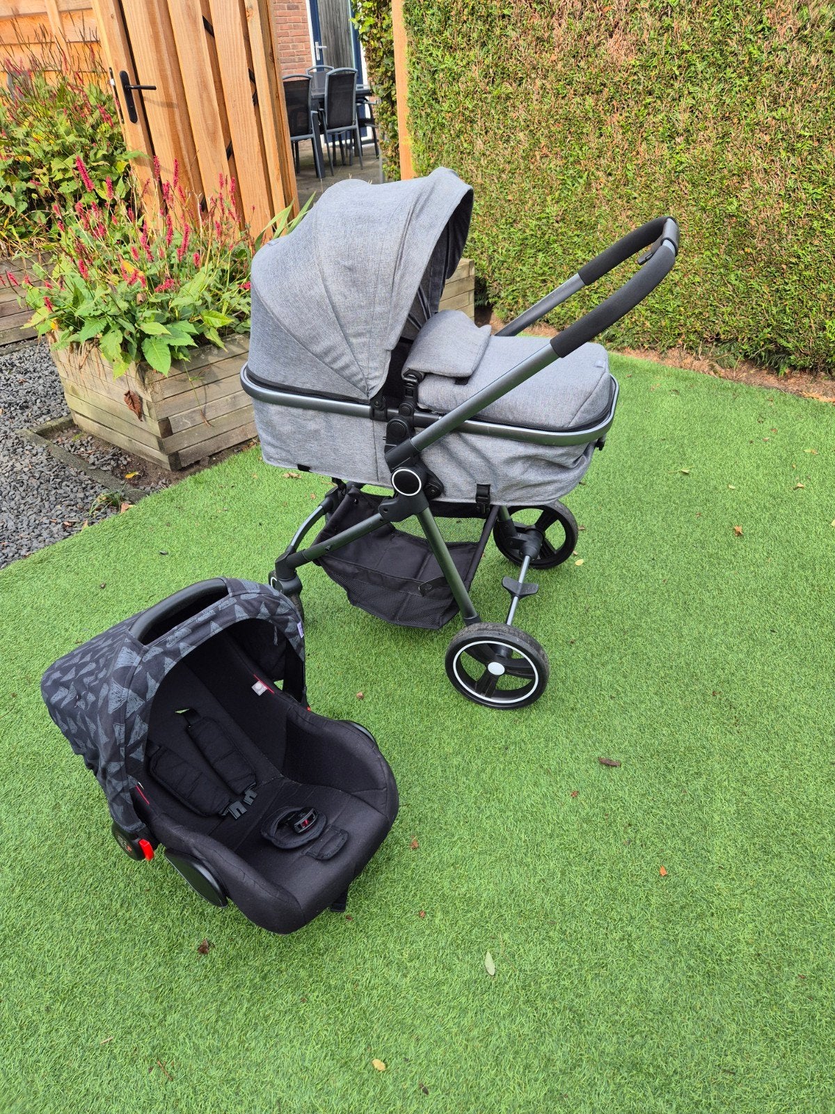 Puck Combiwagen 3-in-1 Max met autostoeltje, Met autostoeltje, Zo goed als nieuw, Combiwagen, Ophalen