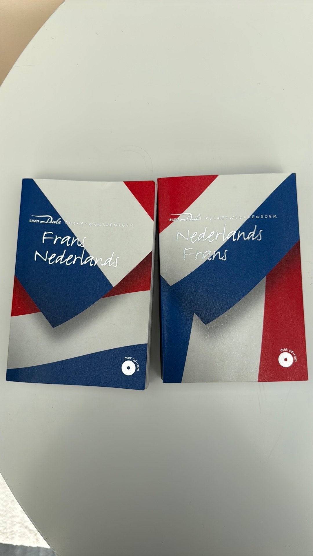 Van Dale woordenboeken Frans, Boeken, Woordenboeken, Ophalen of Verzenden, Zo goed als nieuw, Van Dale, Frans