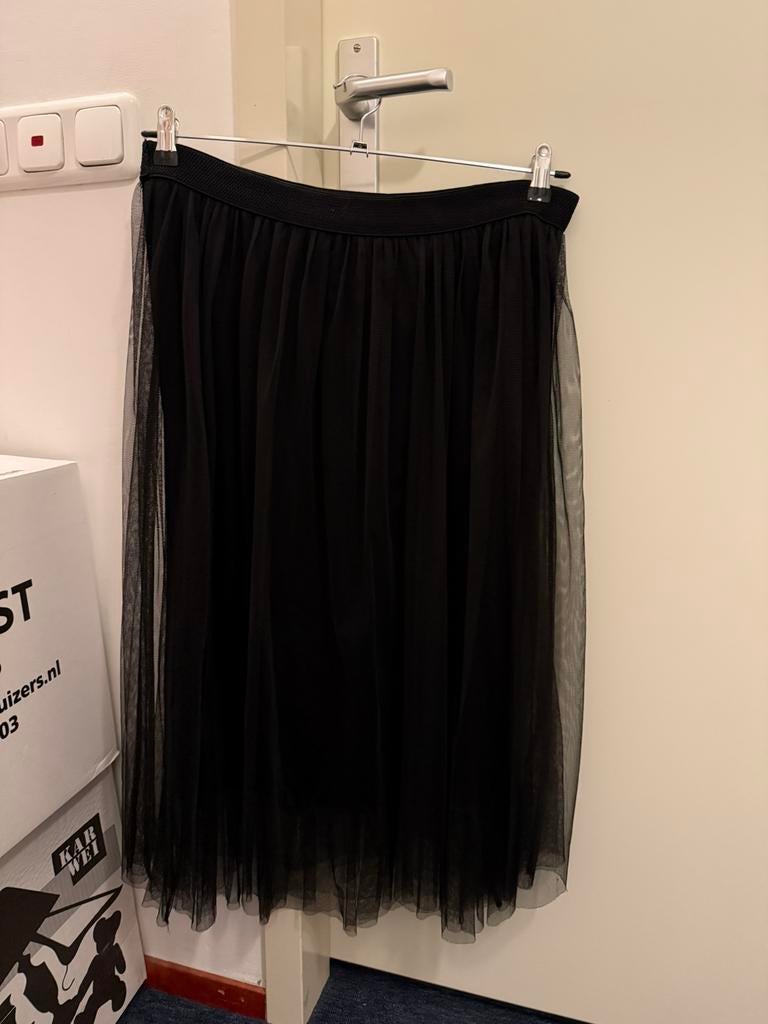 Zgan zwarte rok met thule, Kleding | Dames, Rokken, Zo goed als nieuw, Maat 38/40 (M), Zwart, Boven de knie, Ophalen of Verzenden