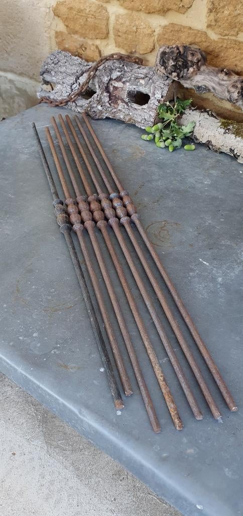 Set 7 gietijzeren trapstijlen oude franse hekwerk trap, Ophalen of Verzenden, Gebruikt