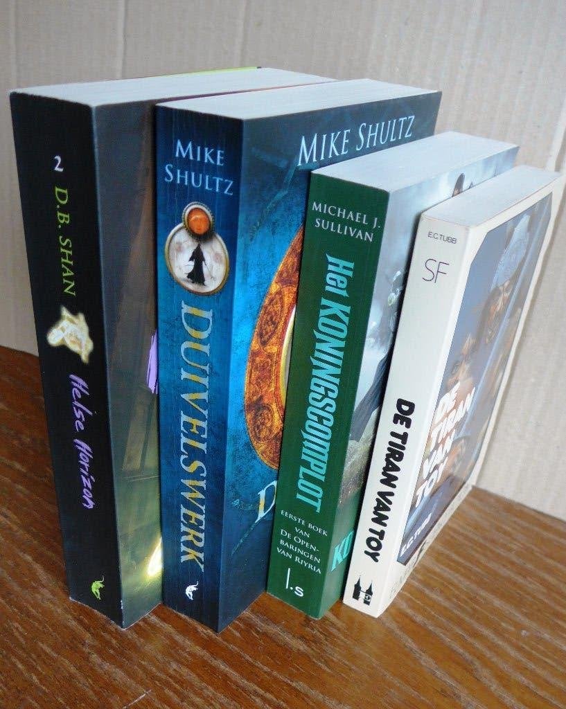 SF & Fantasy Shan, Tubb, Vance, Vogt, Zahn, Zindell (NL), Boeken, Ophalen, Gelezen, Diverse auteurs