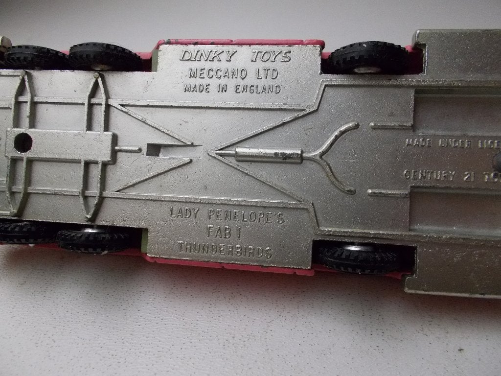 1966 Dinky Toys 100. FAB 1. TV serie Thunderbirds Izgst (A), Ophalen of Verzenden, Zo goed als nieuw, Auto, Dinky Toys