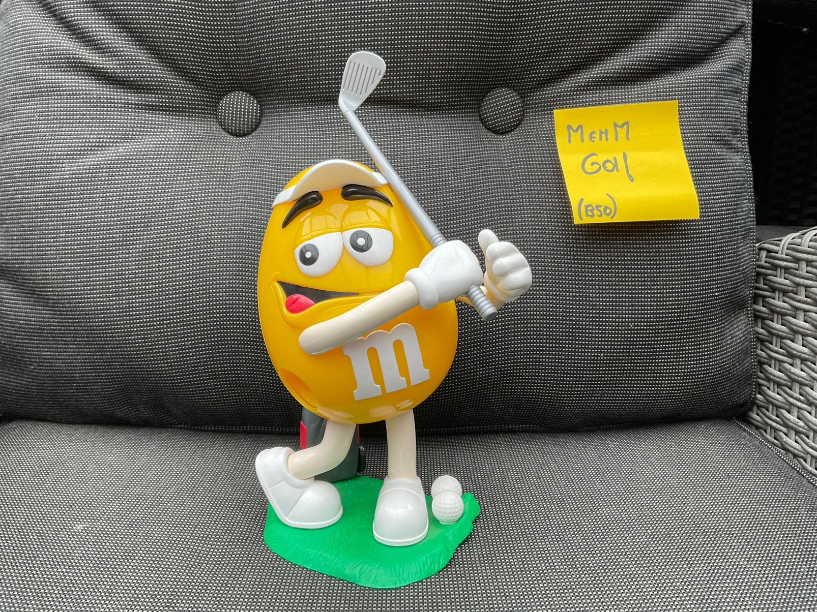 Zgan, niet kapot, MenM M&M snoepjes dispenser golfer.werkt, Verzamelen, Ophalen, Zo goed als nieuw, Gebruiksvoorwerp