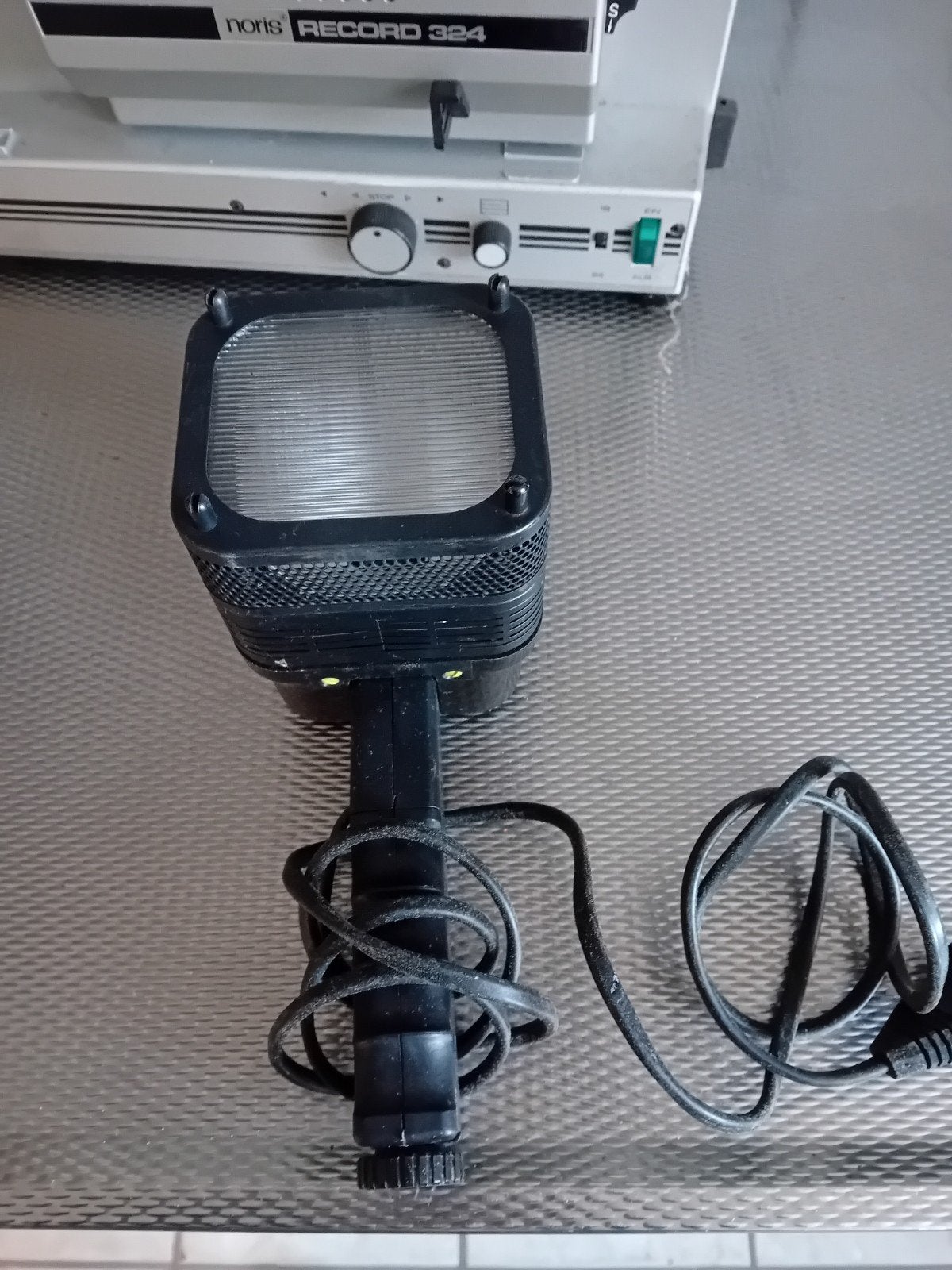 Noris Record 324 filmprojector met toebehoren, Verzamelen, Ophalen