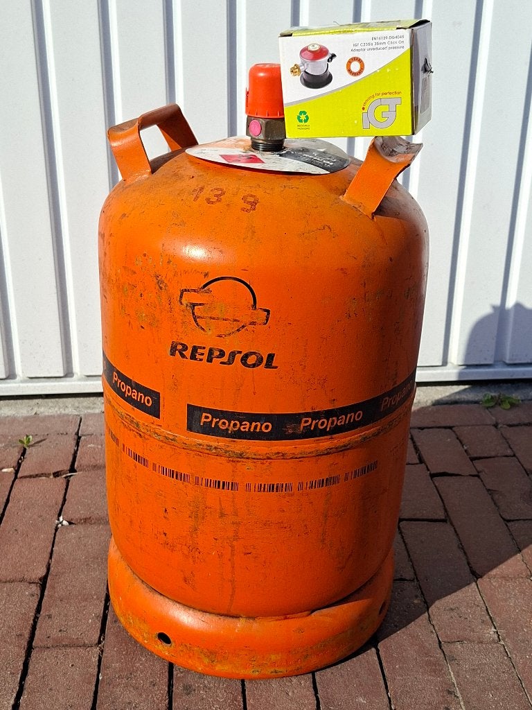 Spaanse gasfles met adapter, Ophalen, Gebruikt