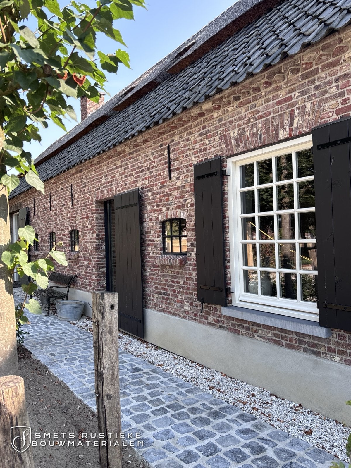 Oude gevelstenen, dakpannen, RAW Stones, kalkverf, Ophalen of Verzenden, Gebruikt, Bakstenen
