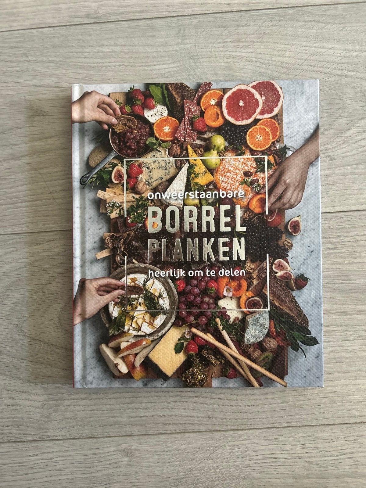 Onweerstaanbare Borrelplanken - Heerlijk om te Delen, Verzenden, Zo goed als nieuw, Voorgerechten en Soepen