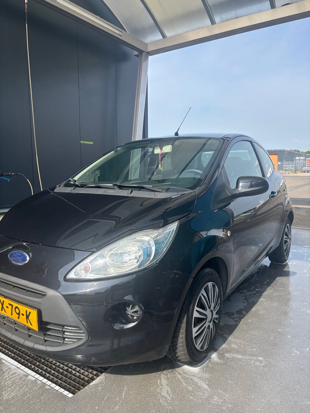 Ford Ka 2012 met carplay, Auto's, Ford, Particulier, Ka, Benzine, Hatchback, Handgeschakeld, Geïmporteerd, Zwart, Voorwielaandrijving