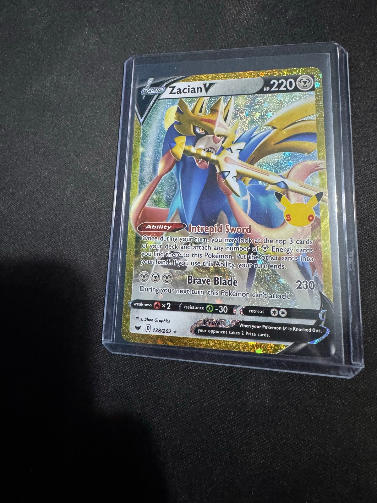 Zacian V 138, Ophalen of Verzenden, Zo goed als nieuw, Losse kaart, Foil