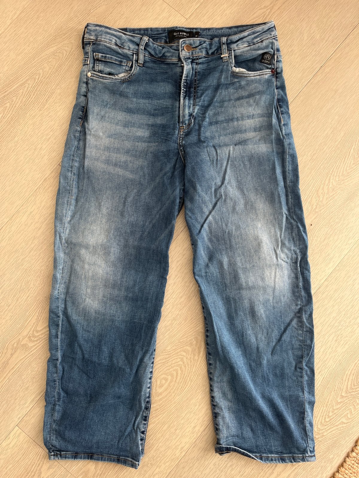 Elias Rumelis Yoana barrel jeans maat 28 valt ruim, Ophalen of Verzenden, Zo goed als nieuw, Blauw, W28 - W29 (confectie 36)