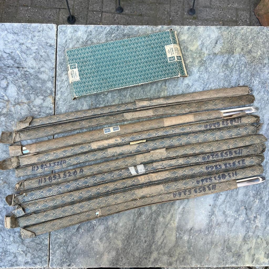 VW NOS Beetle carrosseriebekleding 53-62 rechterzijde, Ophalen of Verzenden, Zo goed als nieuw