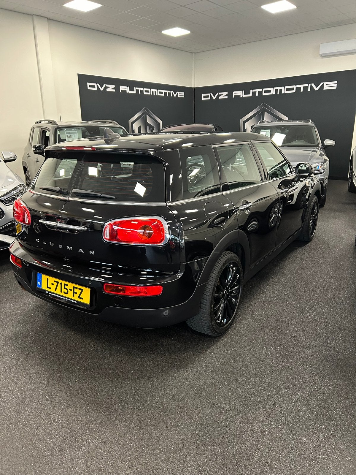 Mini Clubman 1.5 ONE 2018 (162pk) (NIEUWE TREKHAAK INCL), Auto's, Voorwielaandrijving, Stof, 4 cilinders, Zwart