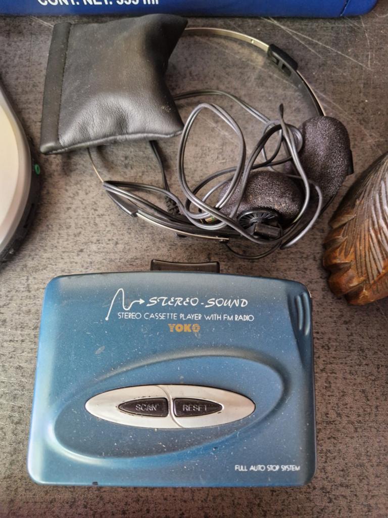 Yoko Stereo Cassette Player met FM Radio en Hoofdtelefoon, Audio, Tv en Foto, Walkmans, Discmans en Minidiscspelers, Ophalen of Verzenden