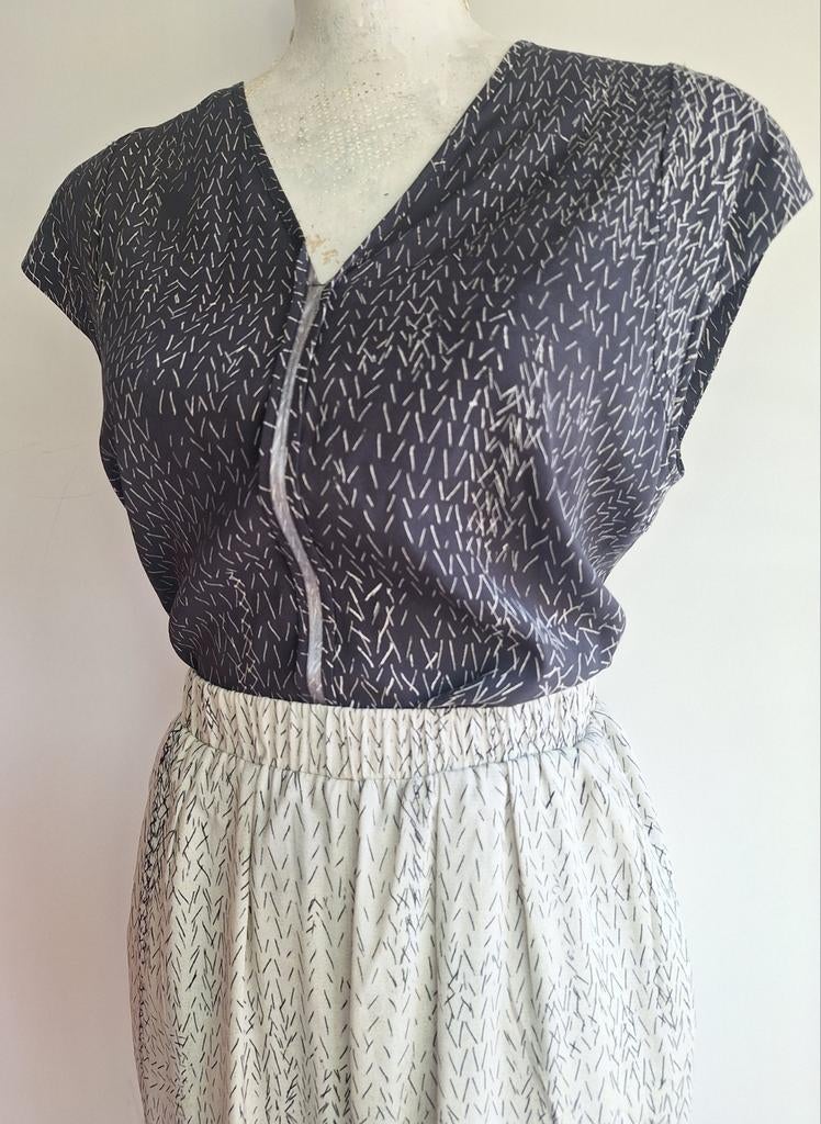 vintage A.F. VANDEVORST zijden pak coutureprint maat 36/38, Kleding | Dames, Maat 38/40 (M), Kostuum of Pak, Zwart, Ophalen of Verzenden