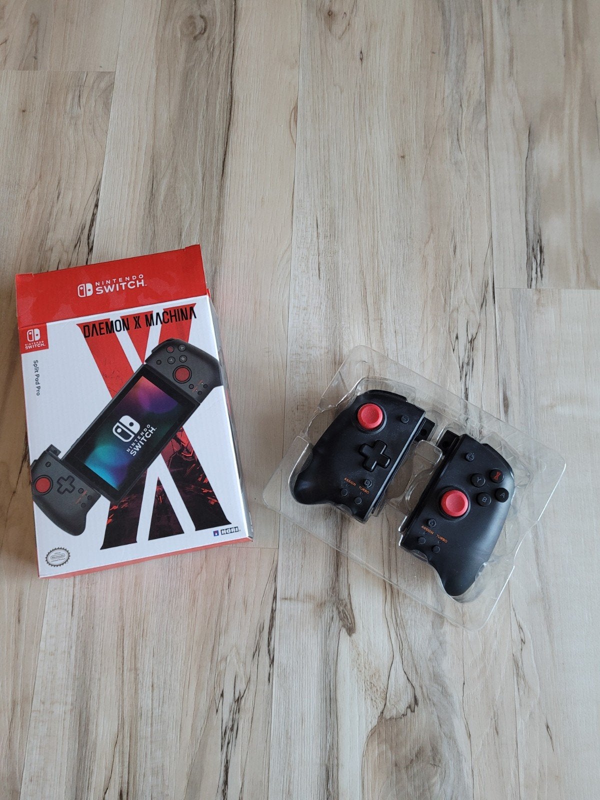Nintendo Switch hori split pad pro - Daemon X Machina ed., Ophalen of Verzenden, Zo goed als nieuw