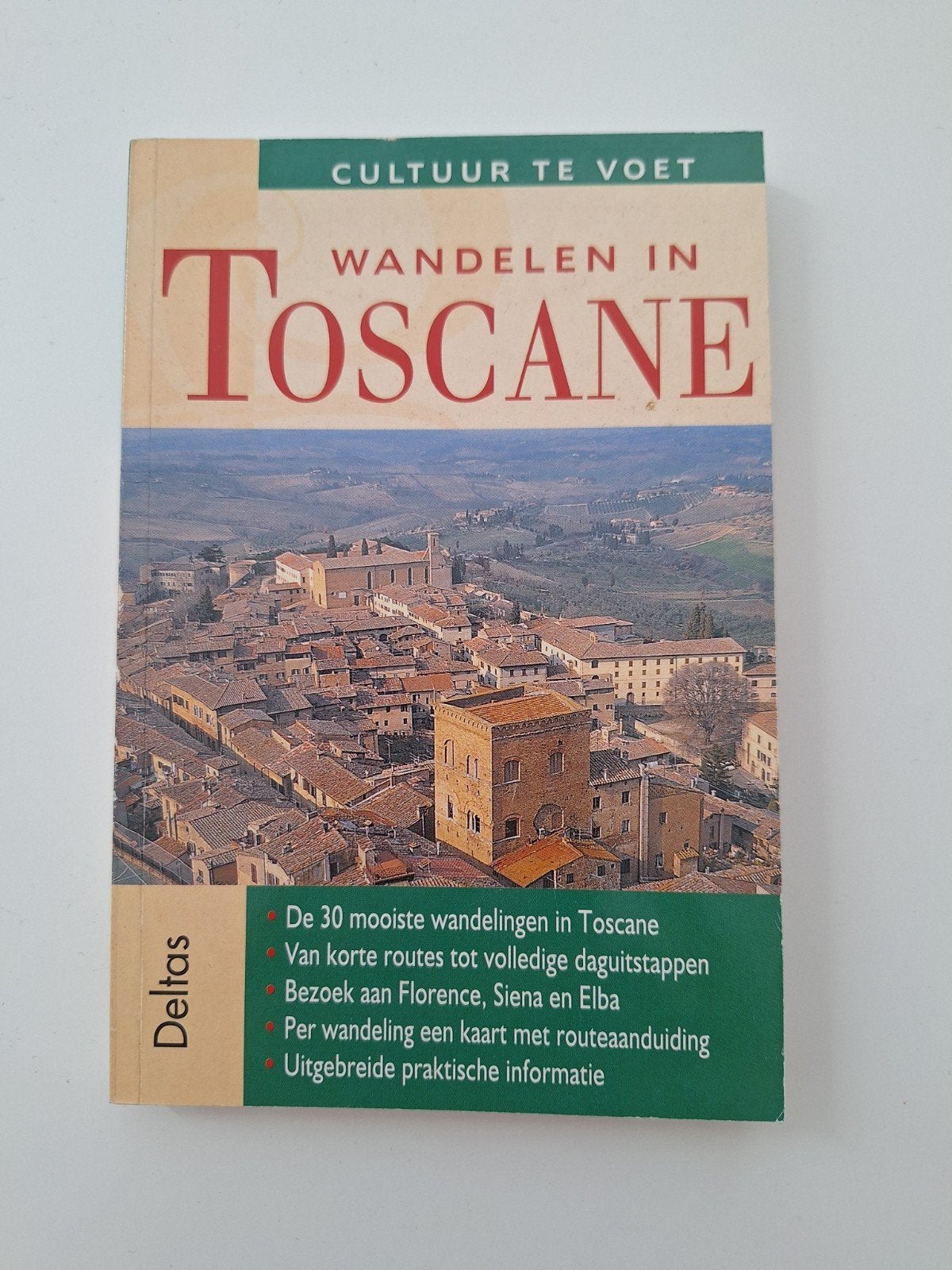 Wandelen in Toscane - Cultuur te voet, Boeken, Europa, Ophalen of Verzenden, Reisgids of -boek, Onbekend