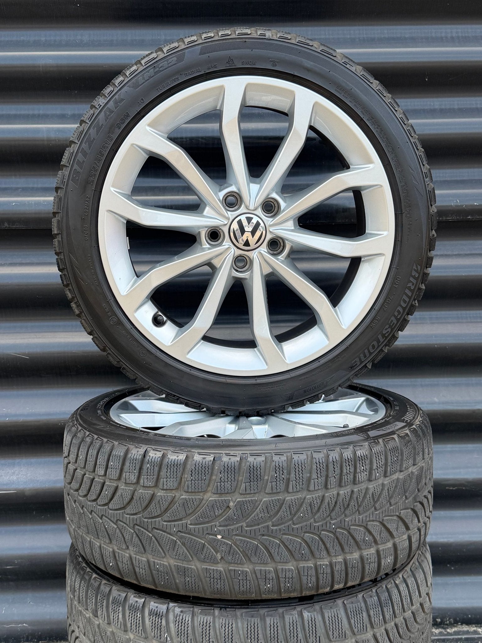 18” Orig Vw Troc T Roc velgen incl winterBanden, Gebruikt, -, -, Banden en Velgen