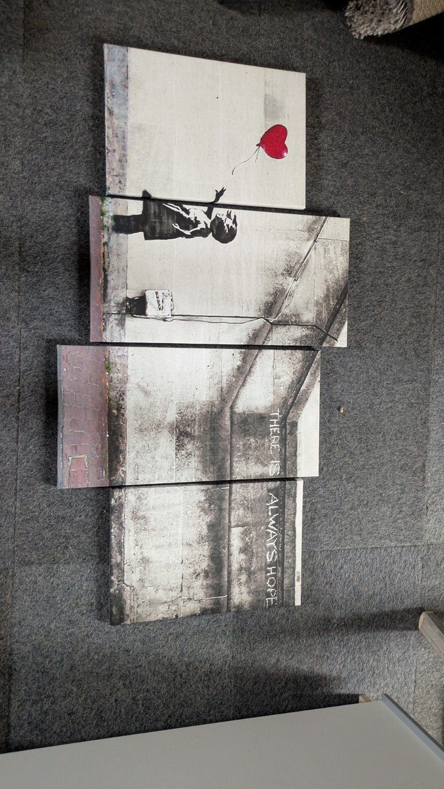 Banksy 'Girl with Balloon' 4-delig canvas schilderij, Antiek en Kunst, Kunst | Schilderijen | Modern, Ophalen, Figuren, Op houten frame