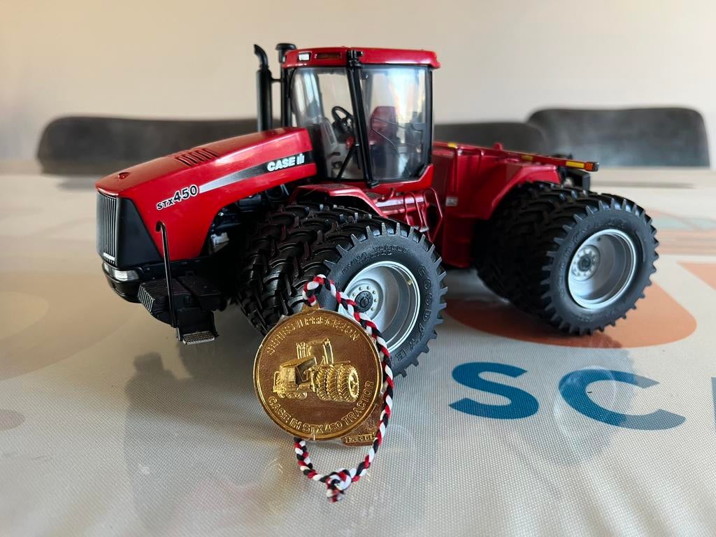 Case International STX 450 kniktrekker Precision Ertl, Ophalen of Verzenden, Zo goed als nieuw, Tractor of Landbouw, ERTL