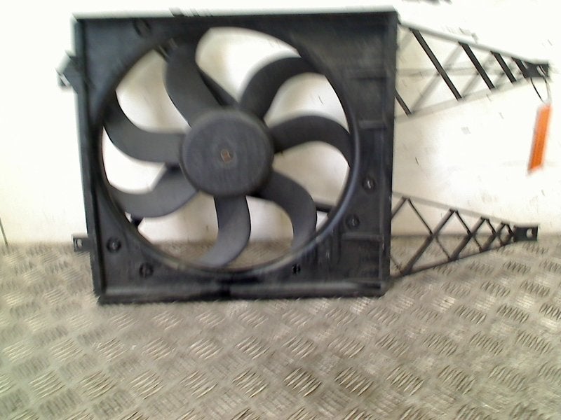 Koelventilator Volkswagen Fox (5Z) 2007 600959455AD, Gebruikt, Volkswagen, Volkswagen AG, Kundenbetreuung@volkswagen.de