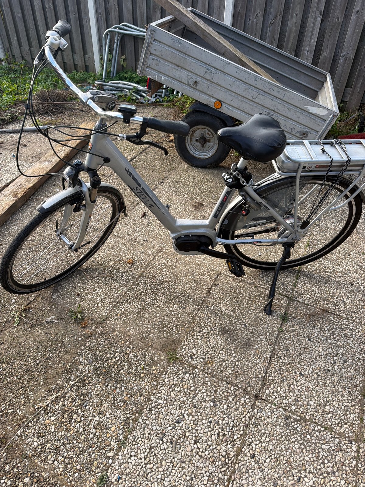 Stella e-bike met middenmotor - schermpje defect, Ophalen, Gebruikt