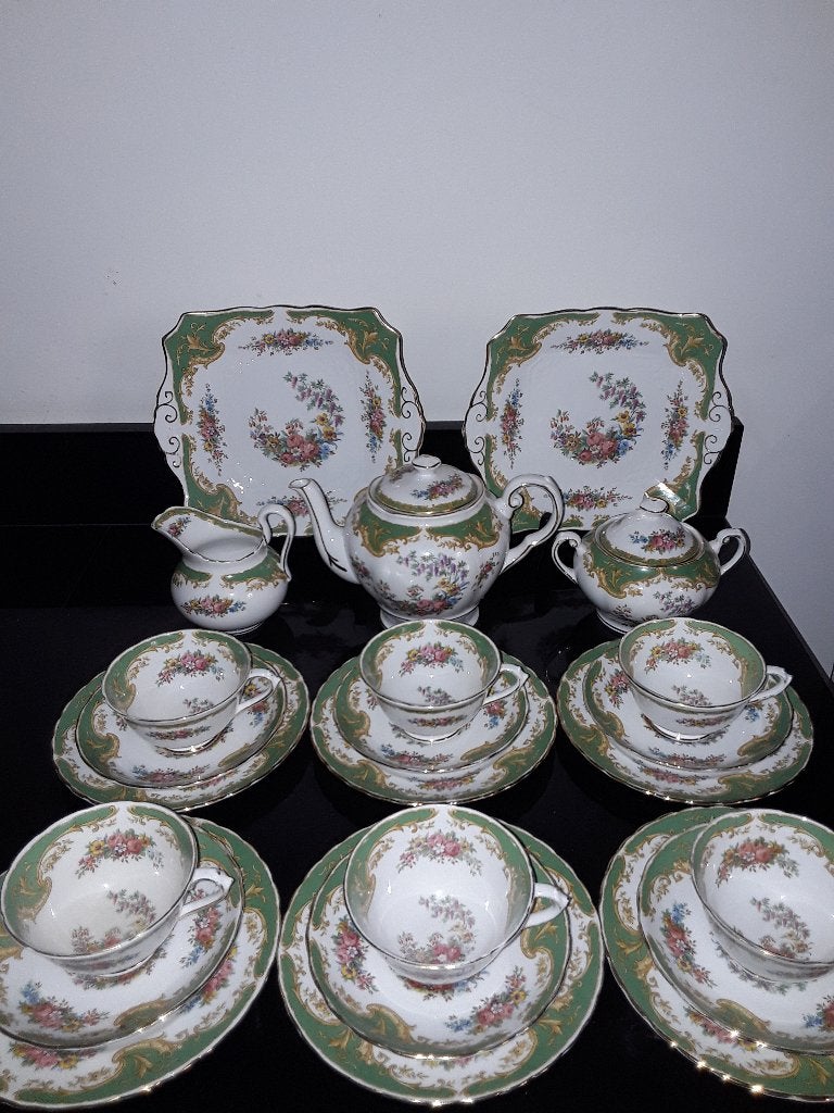 Antiek Royal Tuscan uitgebreid barok theeservies, Verzenden