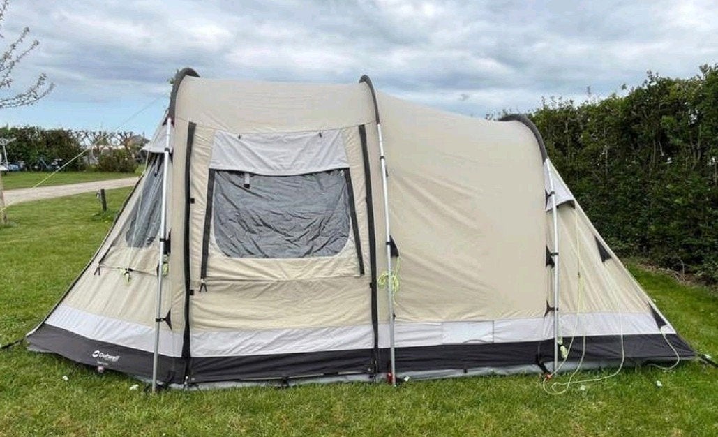 Outwell tent trout lake 4, Caravans en Kamperen, Ophalen
