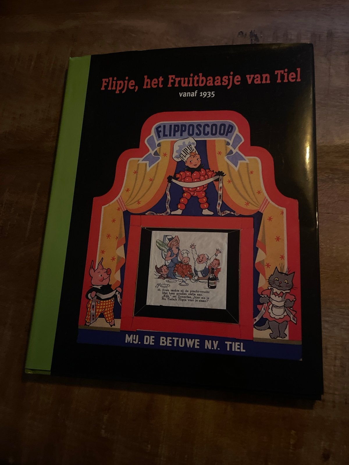 Flipje, het Fruitbaasje van Tiel - Geschiedenis en Strips, Eén stripboek, Ophalen of Verzenden, Zo goed als nieuw
