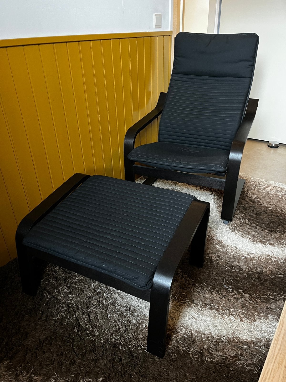 Poäng stoel en voetenbankje IKEA ZGAN, Ophalen, 75 tot 100 cm, Zo goed als nieuw, 50 tot 75 cm
