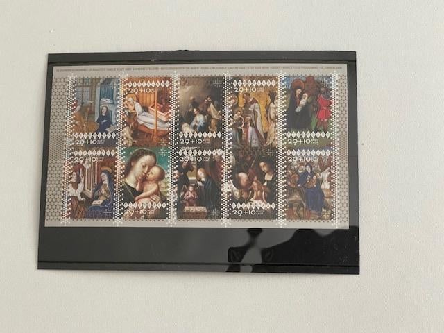 Vel Decemberzegels 2005. Kunst. Goede Doelen. NIEUW., Postzegels en Munten, Postzegels | Nederland, Ophalen, Na 1940, Postfris