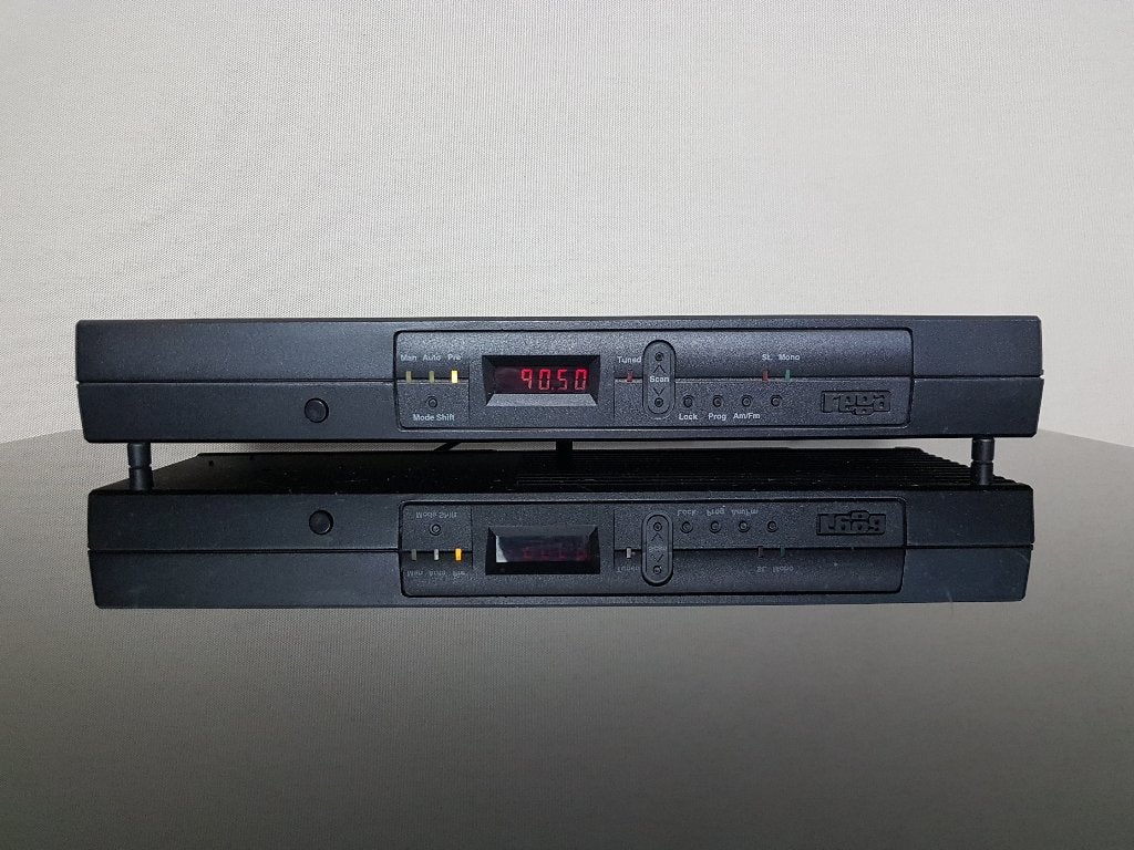 Rega Radio AM/FM tuner – defect – voor reparatie/onderdelen, Ophalen of Verzenden, Niet werkend, Radio
