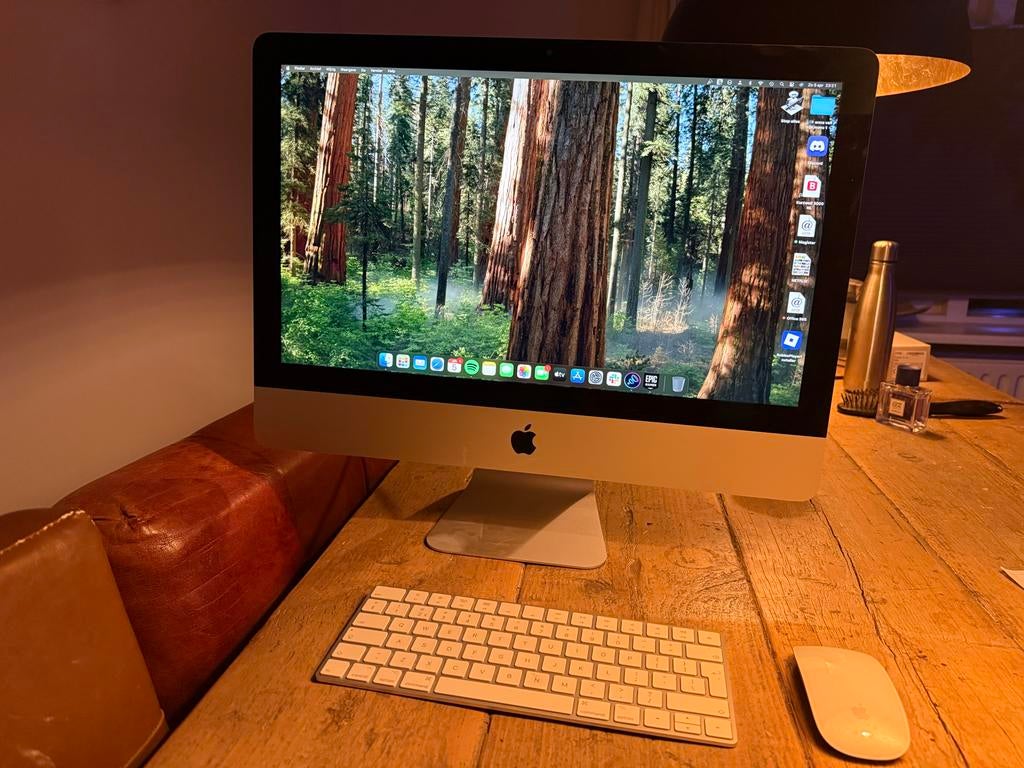 iMac 4K Retina 2019 21,5 inch, i5, 1TB opslag, macOS Sequoia, Computers en Software, Apple Desktops, Gebruikt, iMac, Onbekend