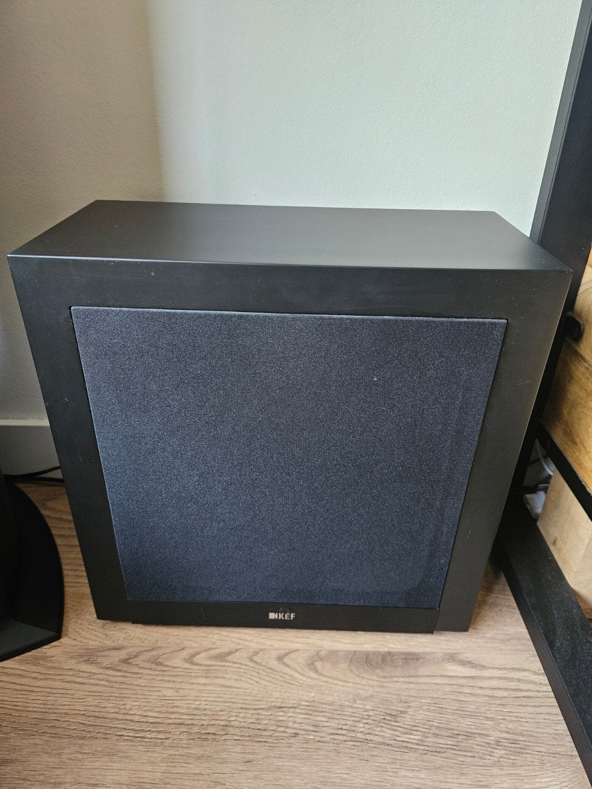 Kef T2 subwoofer, Gebruikt, Subwoofer, Geschikt voor surround/home cinema, Ophalen