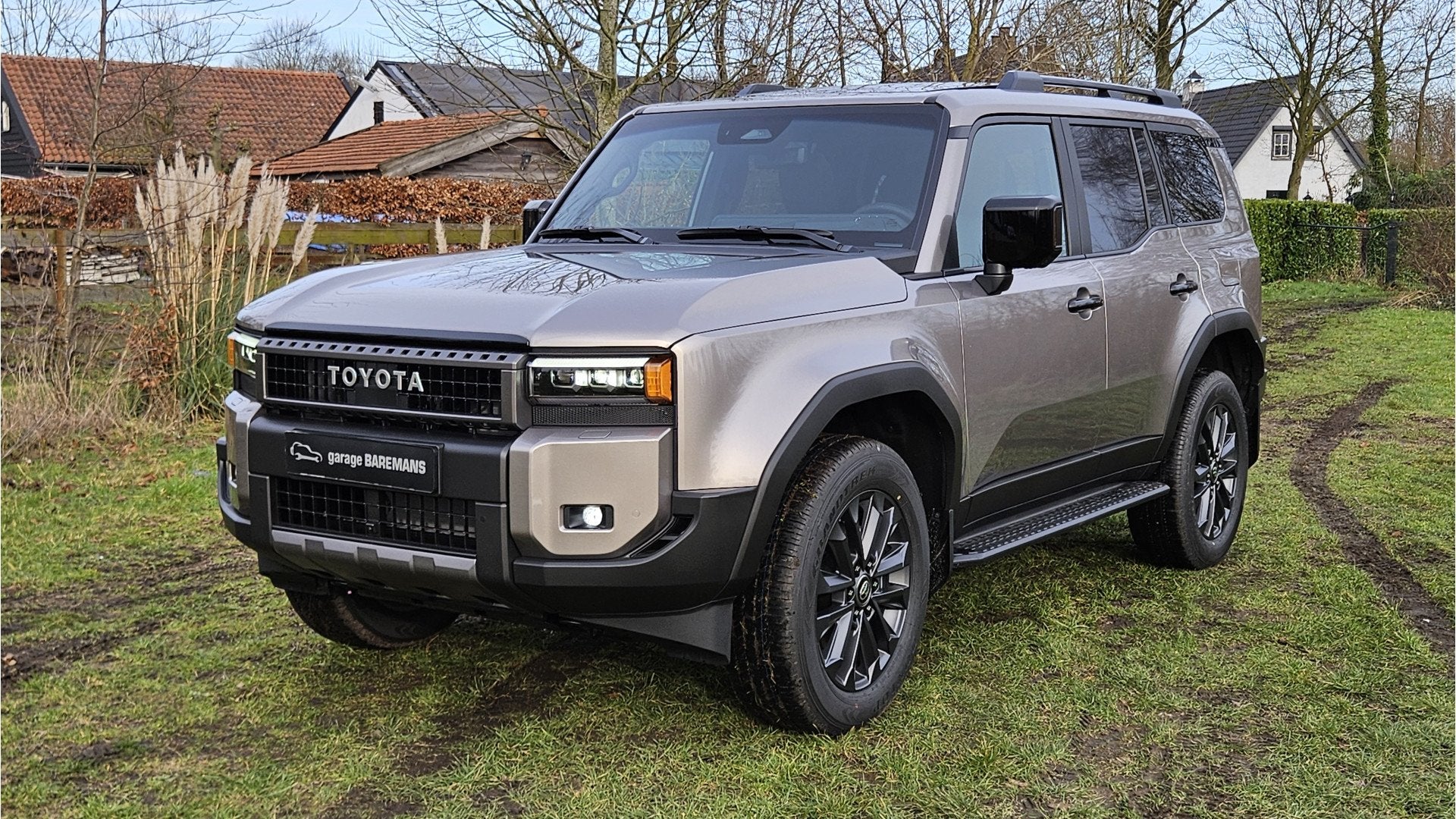 Toyota Land Cruiser 250 2.8 D-4D Professional Panorama Dak G, Auto's, Automatische klimaatregeling, Gebruikt, 4 cilinders, Bedrijf