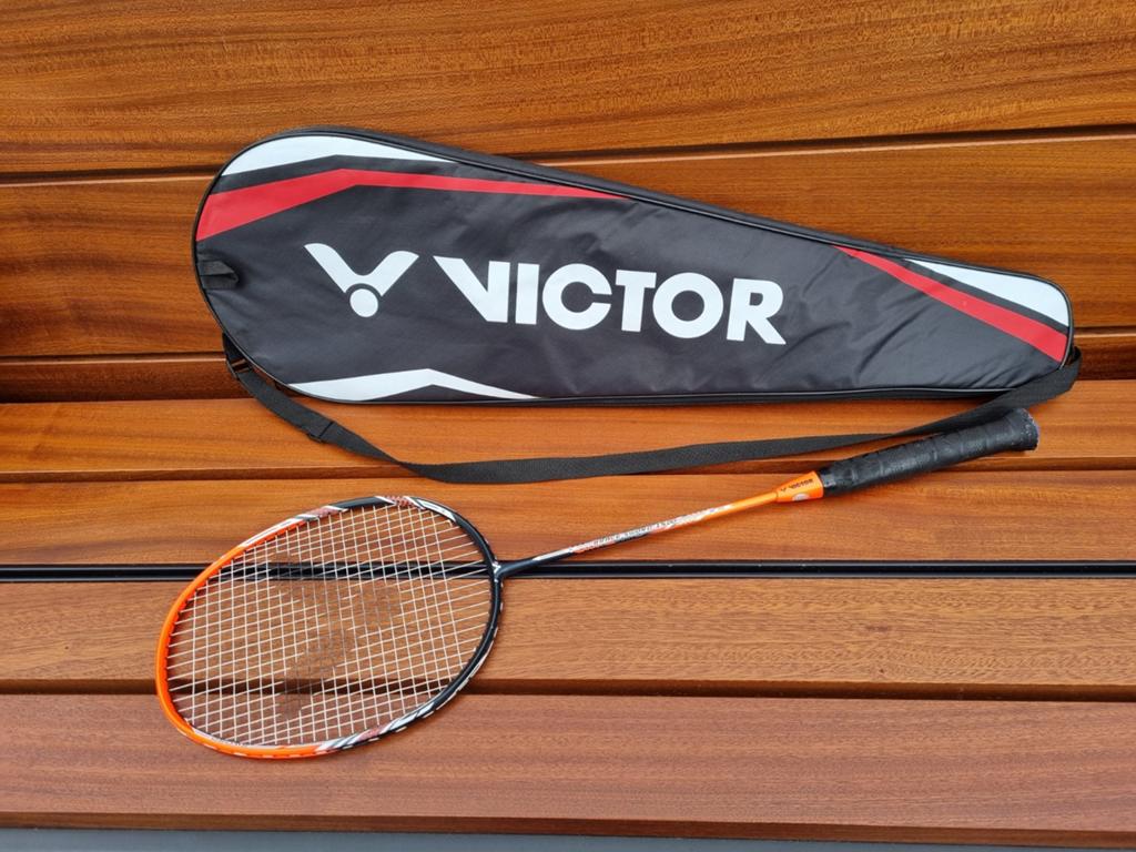 Victor badminton racket, Sport en Fitness, Badminton, Ophalen of Verzenden, Racket(s)
