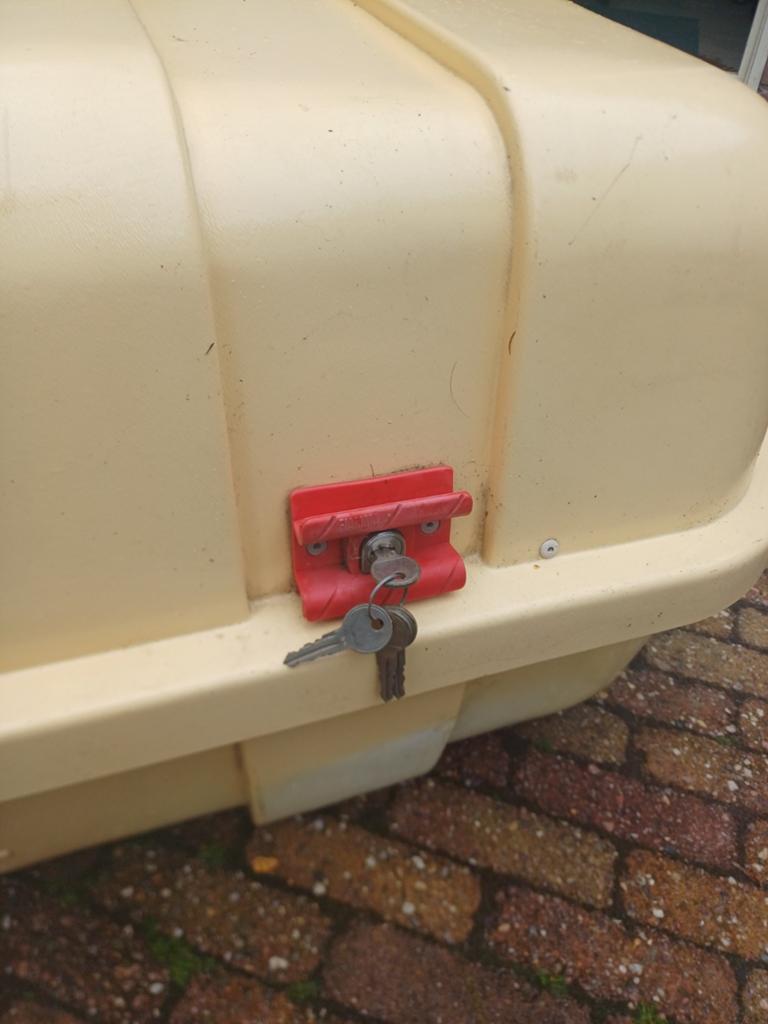 Fiamma dak koffer, Ophalen